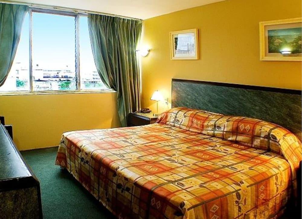Hotel Universo Guadalajara Ngoại thất bức ảnh