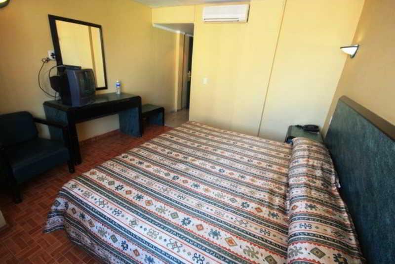 Hotel Universo Guadalajara Ngoại thất bức ảnh
