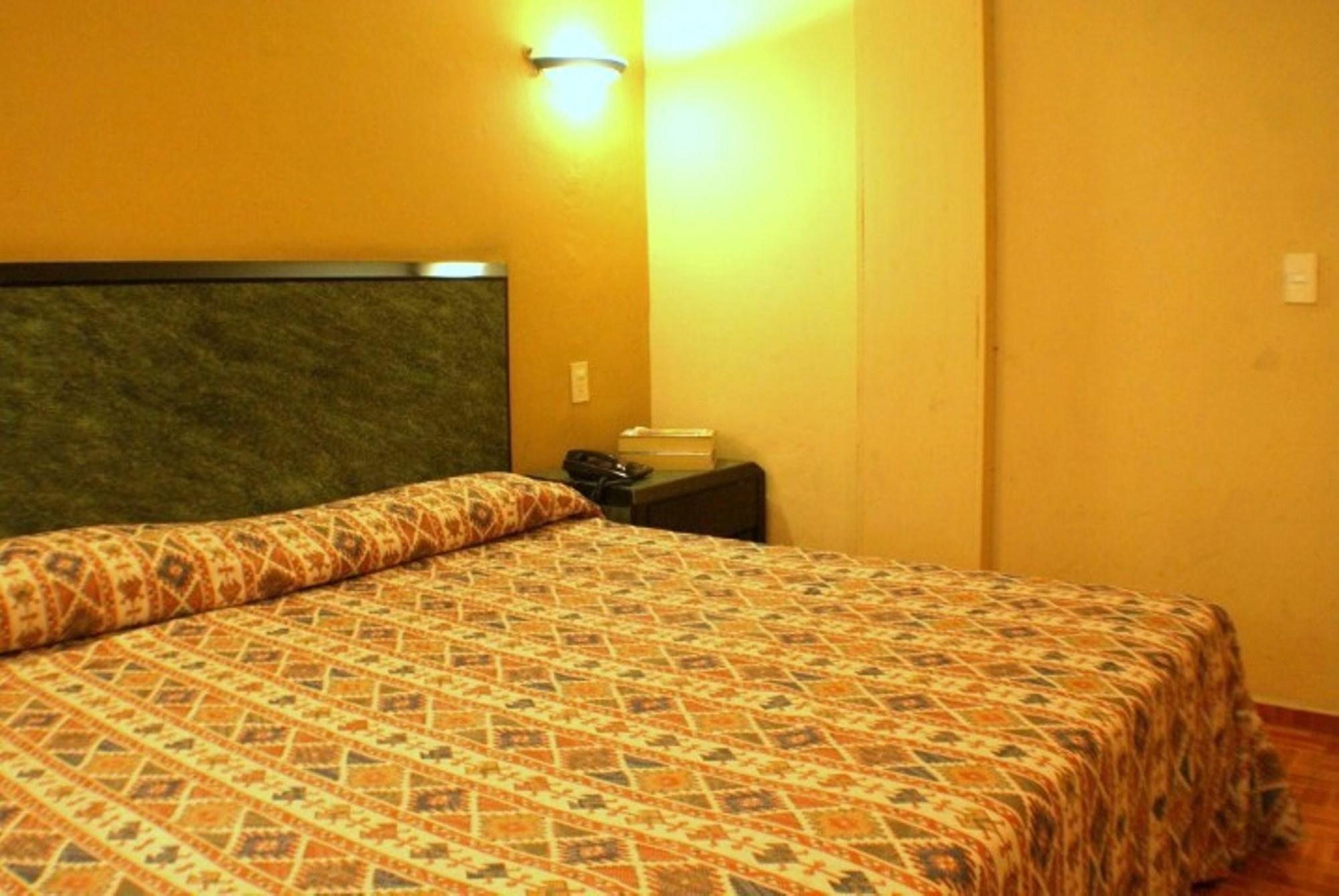Hotel Universo Guadalajara Ngoại thất bức ảnh
