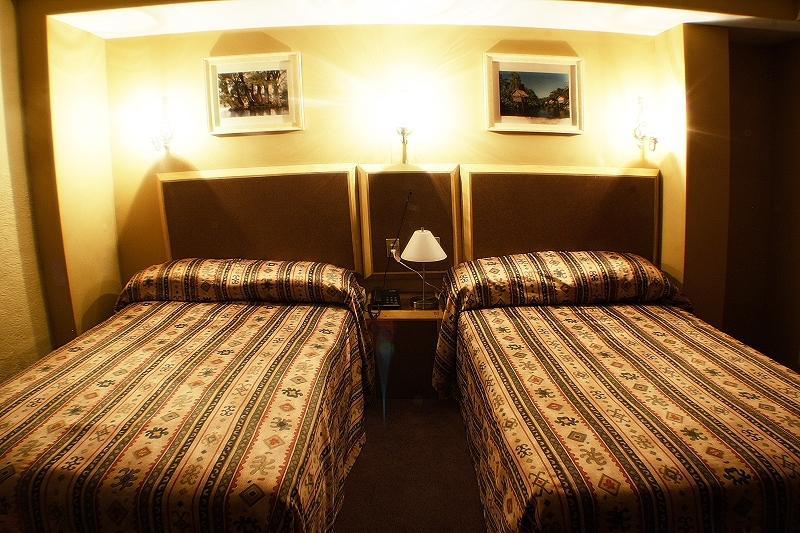Hotel Universo Guadalajara Ngoại thất bức ảnh