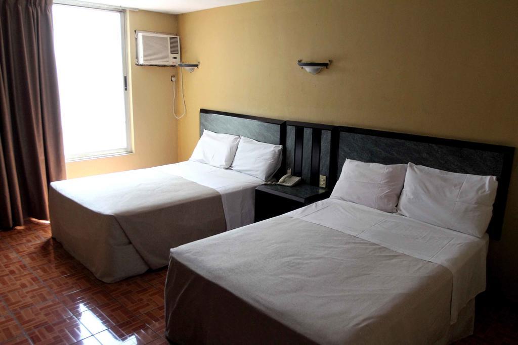 Hotel Universo Guadalajara Phòng bức ảnh